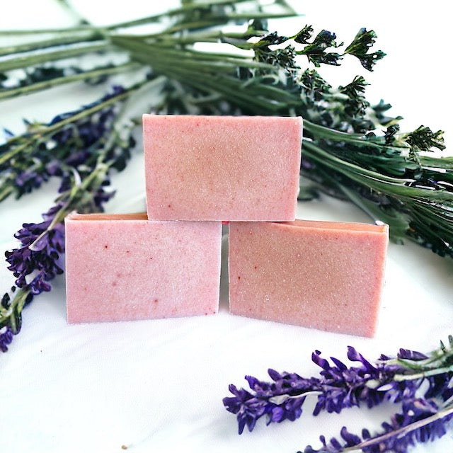 Nourishing Goat Milk Soap with Essential Oils